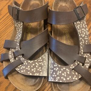 Papillio Birkenstock Brown Leather Sandals Men’s 10/10.5 Women’s 12/12.5